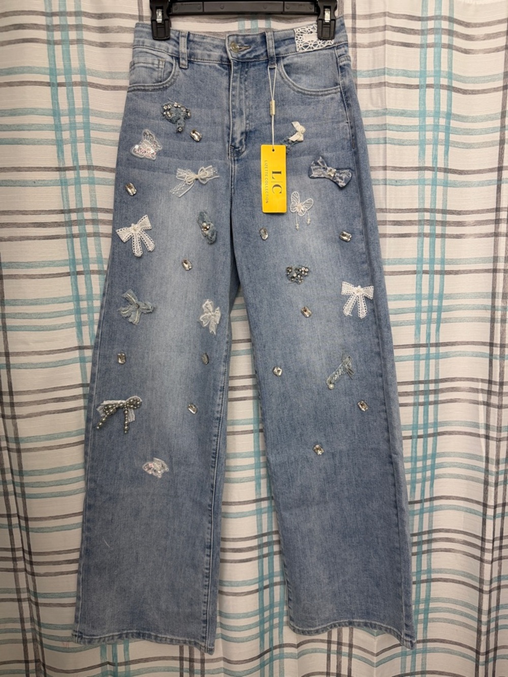 Light Blue Embellished Wide-Leg Jeans with Bow Appliqués